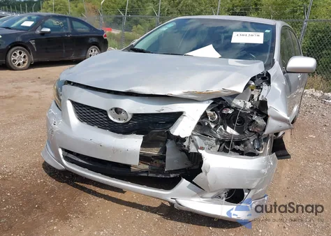 2010 Toyota Corolla S z USA, uszkodzony, nr VIN 2T1BU4EE2AC456016